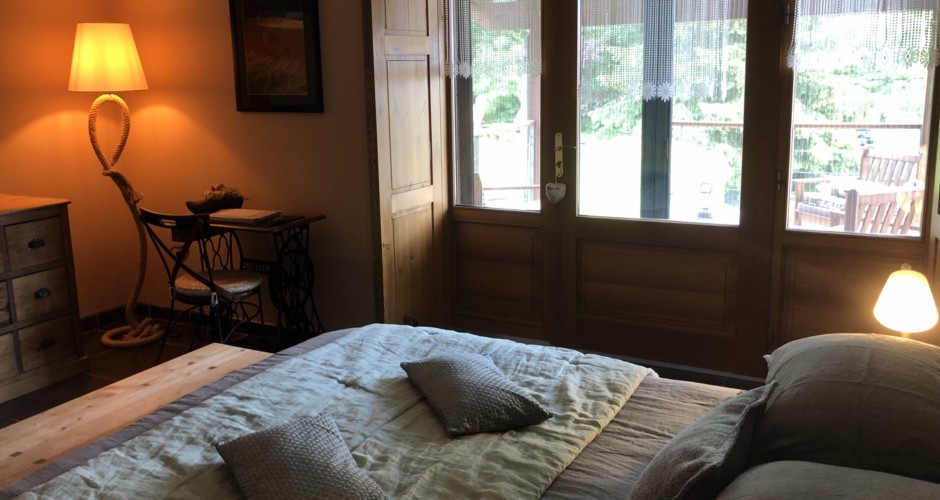 Le clos des pierres rouges Chambre "Vellave"