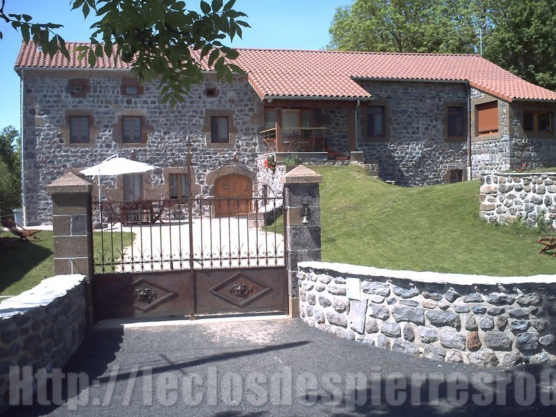 Le clos des pierres rouges Auvergne